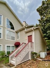 Building Photo - 1023 Stones Throw Dr NW