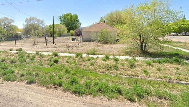 Building Photo - 568 E 200 S
