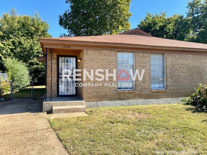 Primary Photo - Upgraded Duplex unit in PARKWAY VILLAGE 3 ...