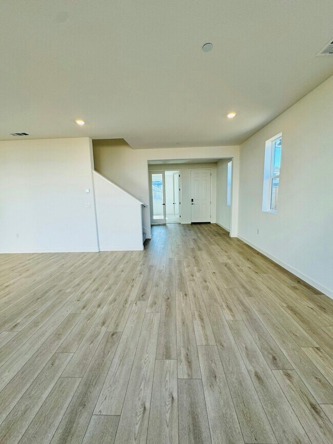 Foto del edificio - 5413 Knights Valley Ln
