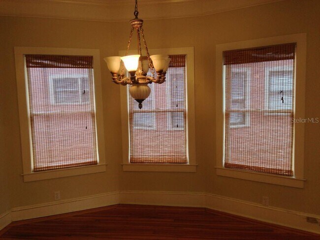Foto del edificio - 411 E Livingston St