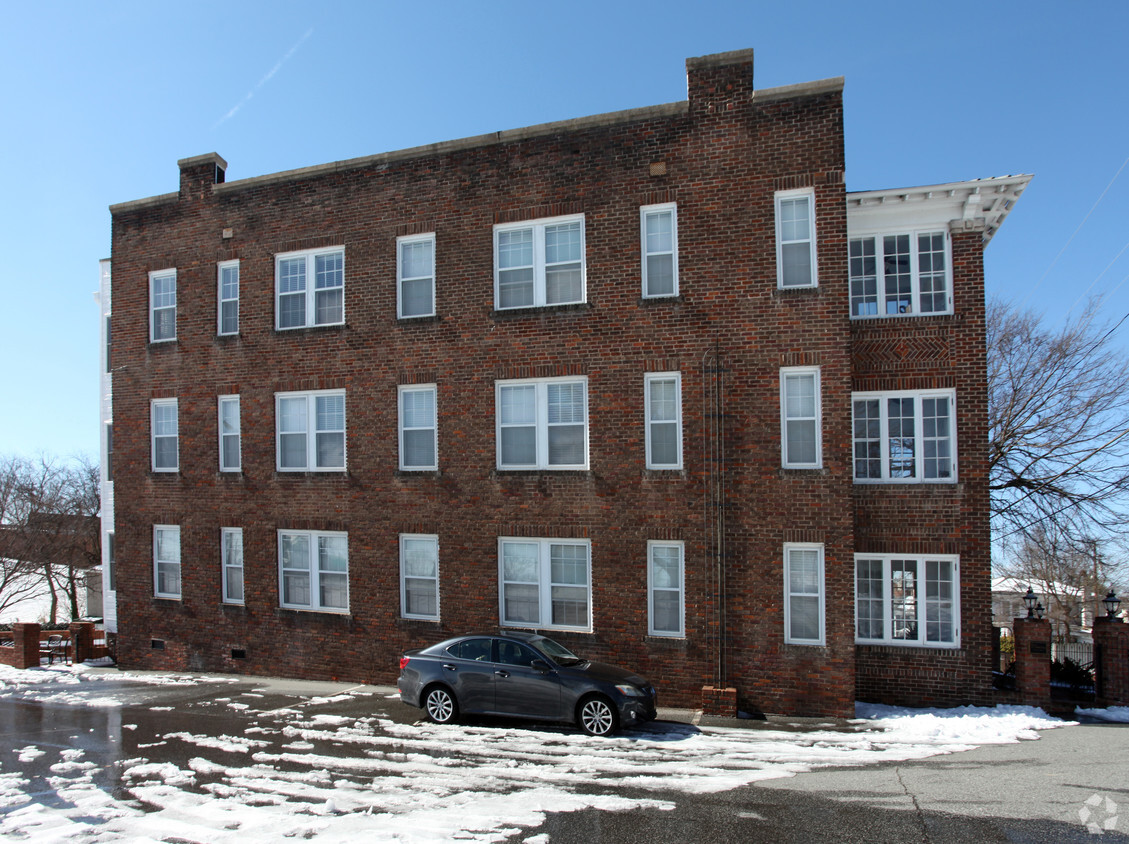 Building Photo - Vick Commons