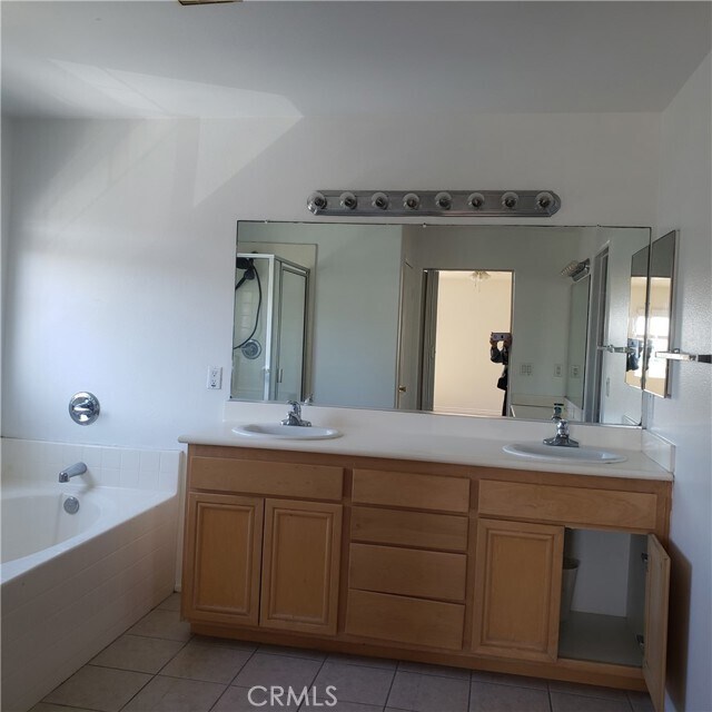 Foto del edificio - 1467 Orange Grove St