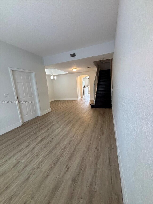 Foto del edificio - 4931 N Harbor Isles Dr