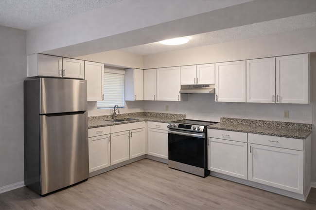 Interior Photo - Heritage Oaks @ Navco (Promotion!)