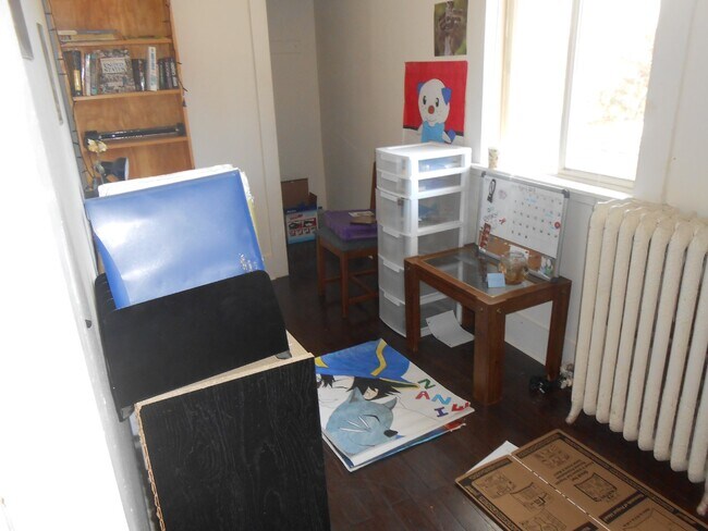 Foto del edificio - 4 Bed 2 Bath close to UWEC!