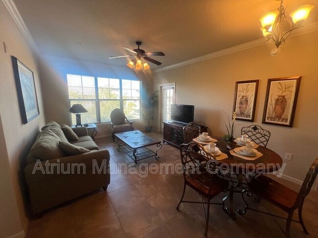 Building Photo - 903 Charo Pkwy