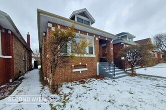 Building Photo - 8312 S Aberdeen St