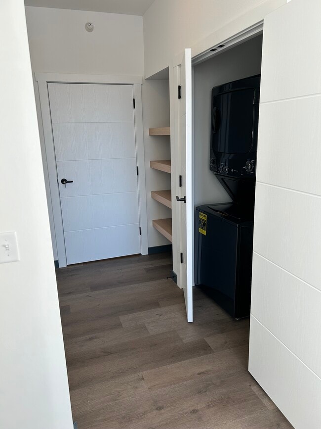Laundry/Linen Closet - AFR Apartments
