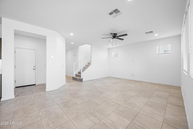 Building Photo - 8926 W Oregon Ave