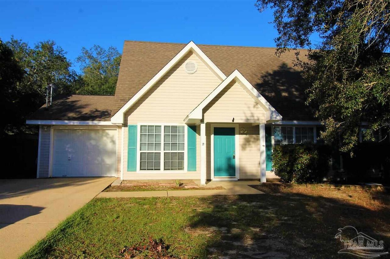 Primary Photo - 5719 Cacica St