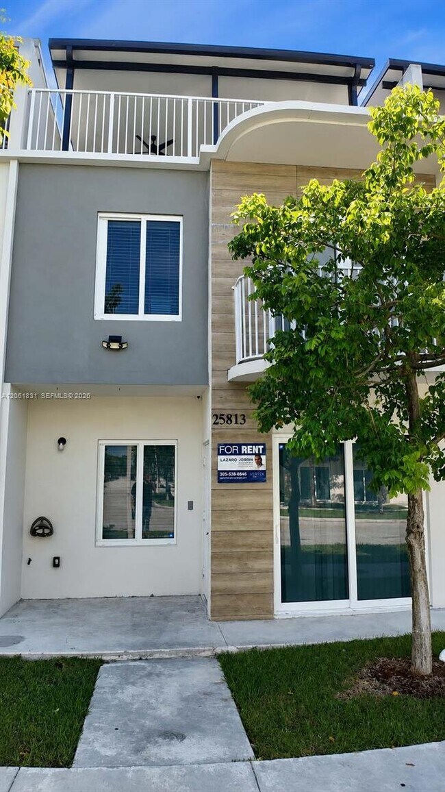 Foto del edificio - 25813 SW 144th Ave
