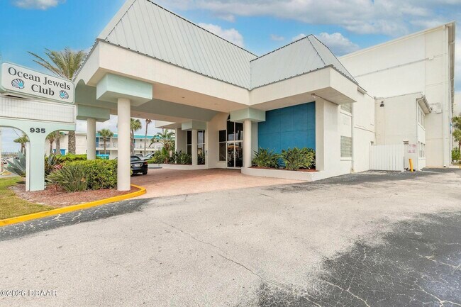 Building Photo - 935 S Atlantic Ave