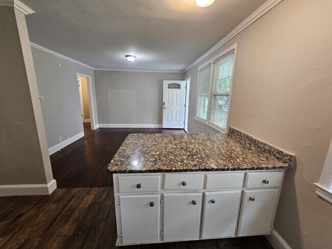 Foto del edificio - 102 Dundee Ln