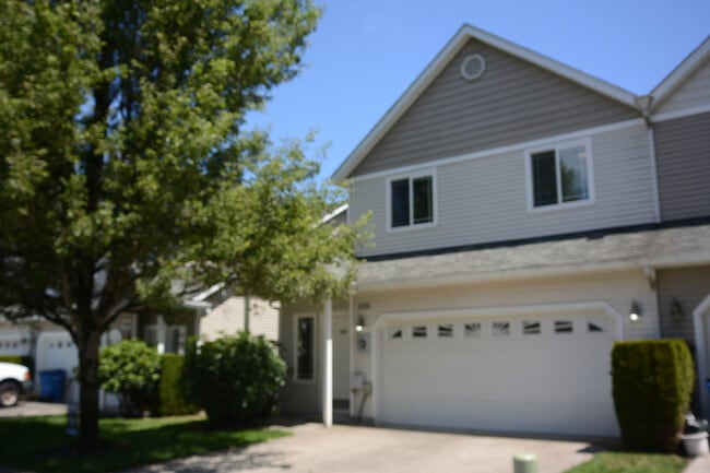 Photo - 2203 NE 163rd Ave House