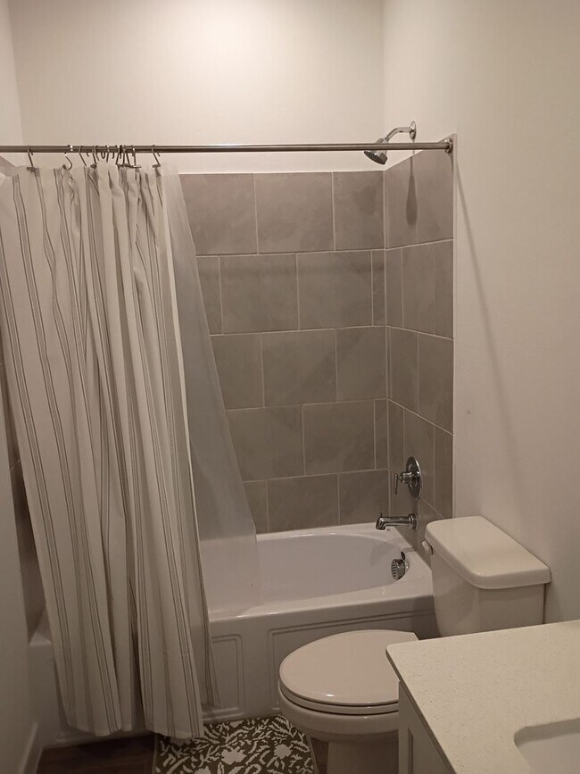 Foto del edificio - 3717 Grace Ln