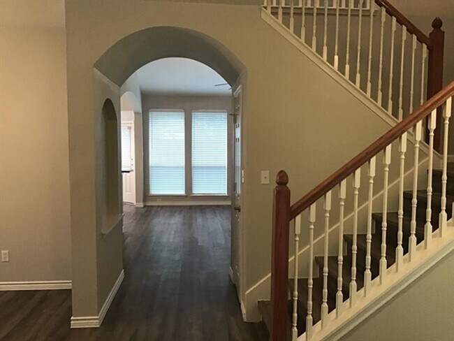 Foto del edificio - 10931 S Falls Terrace