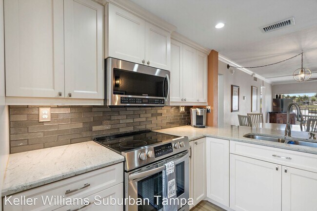 Foto del edificio - 2 br, 2 bath House - 6277 Bahia Del Mar Bl...