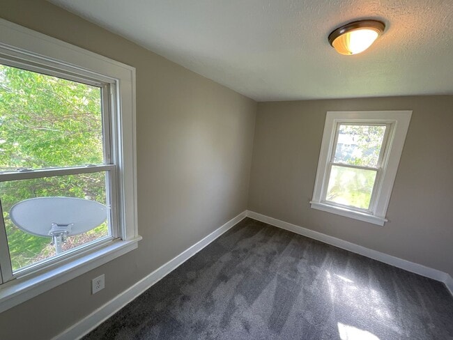 Building Photo - 21670 Ball Ave