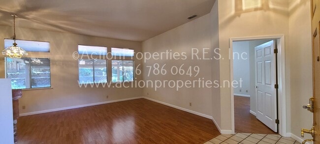 Foto del edificio - Woodcreek, West Roseville Single Story, , 4 Bed 2 Bath Large yard with Covered Patio and Shed wit...
