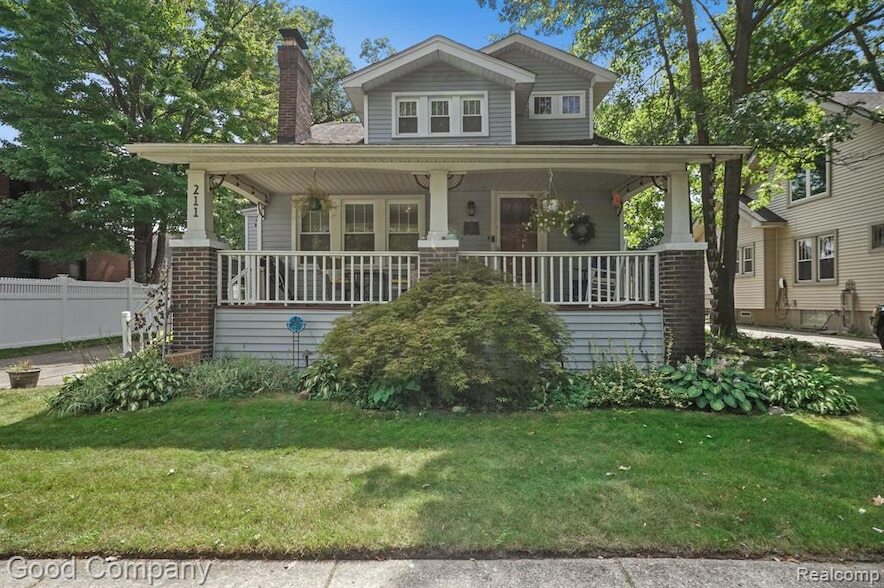 Foto principal - 211 W Lewiston Ave