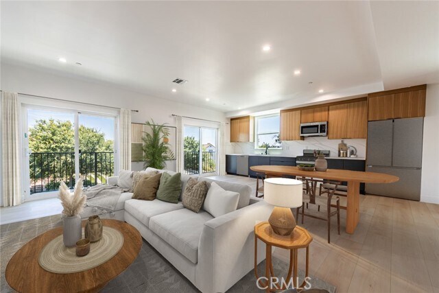 Foto del edificio - 1559 S Ogden Dr