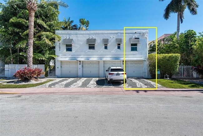 Building Photo - 4015 Meridian Ave