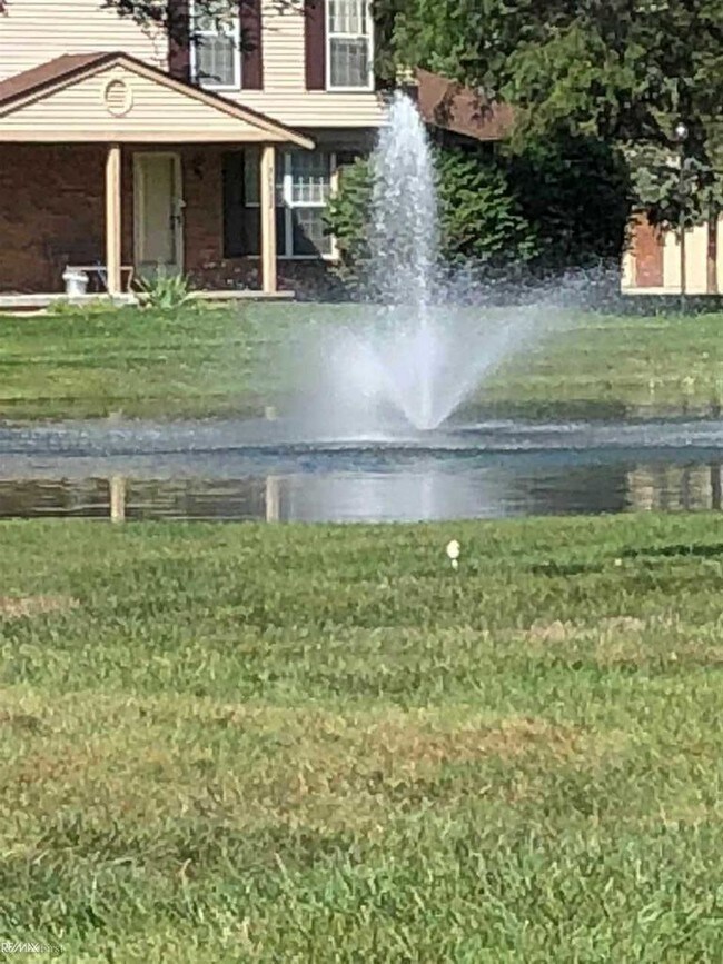 Foto del edificio - 68226 Rosewood Ln