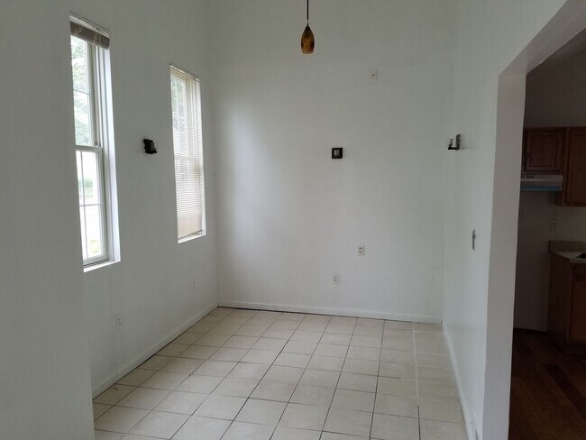 Foto del edificio - 315 E 11th St