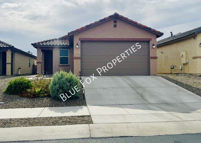 Building Photo - 9251 N Peridot Vis Ave