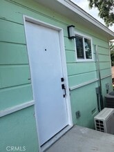 Building Photo - 4568 Edgewood Pl