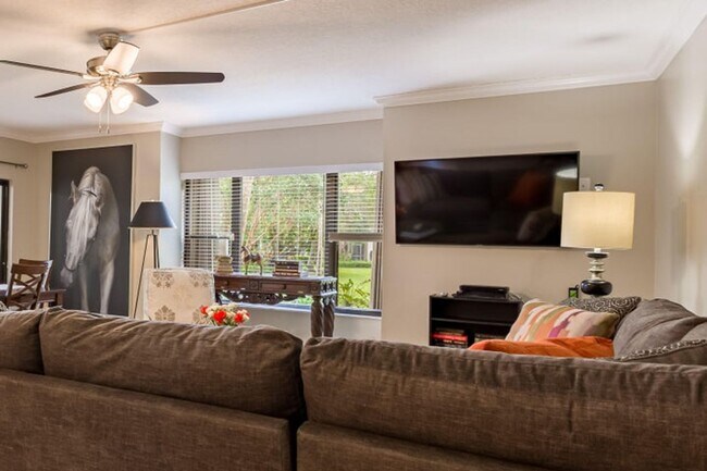 Foto del edificio - 13329 Polo Club Rd