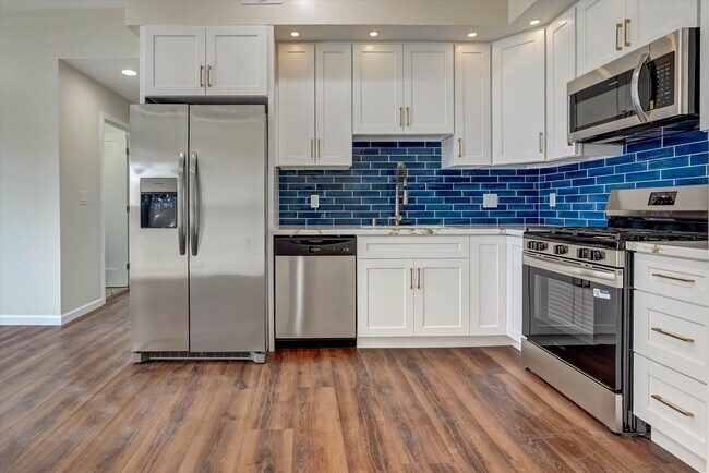 Foto del edificio - 17095 Kingsbury St