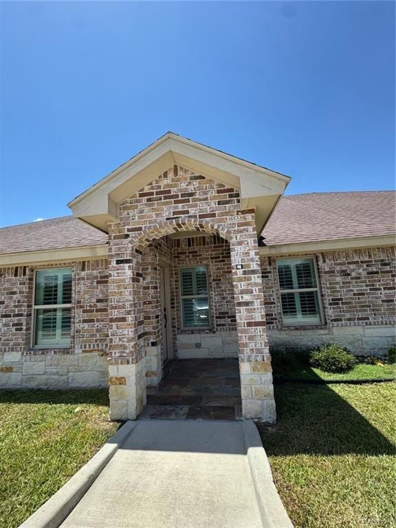 Building Photo - 209 W Mile 14 1/2 N