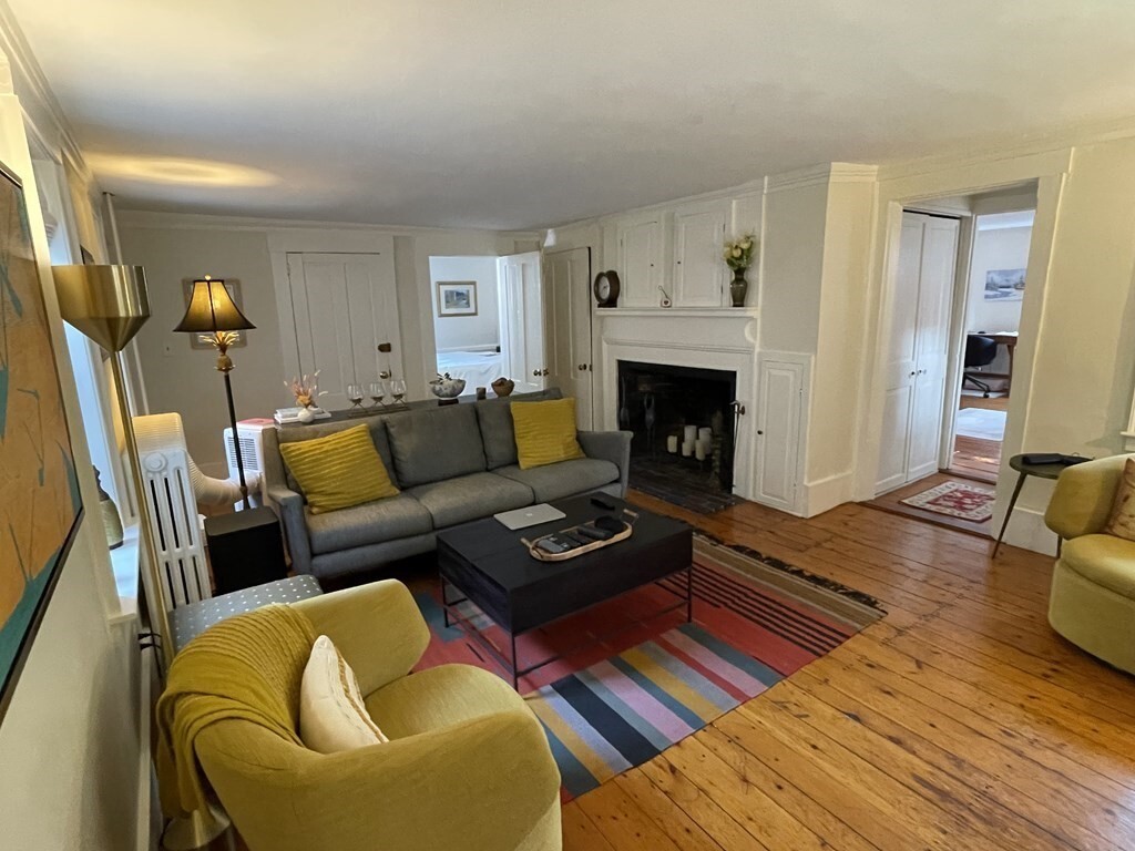 51 Elm St Unit 1, Marblehead, MA 01945 - Room for Rent in Marblehead ...