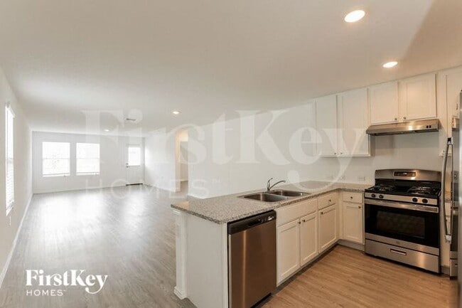 Building Photo - 4511 Emma Way