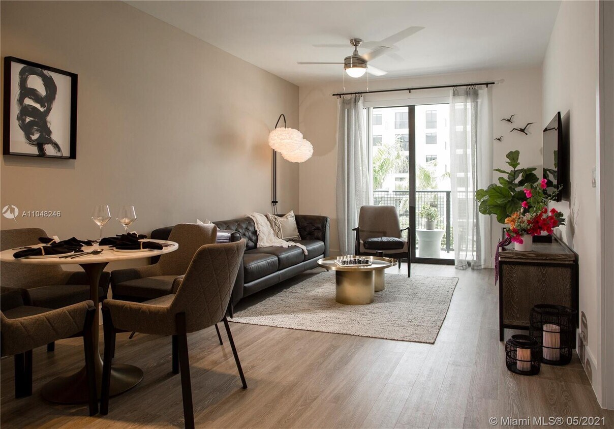 Foto principal - 9490 NW 41st St