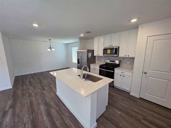 Foto del edificio - 40934 Seasoned Oak Ln