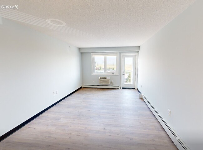 Photo du bâtiment - Eastgate Apartments