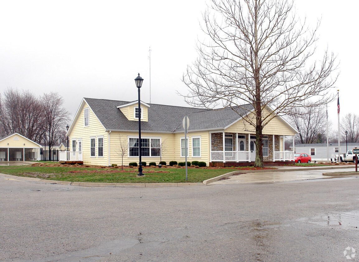Countryview MHC Apartments in Franklin, IN