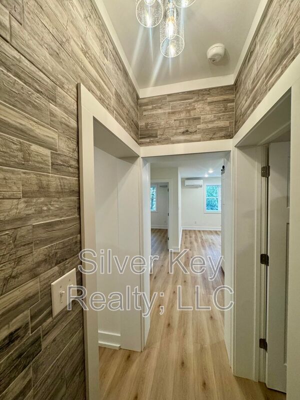 Foto del edificio - 2113 W Madison Ave