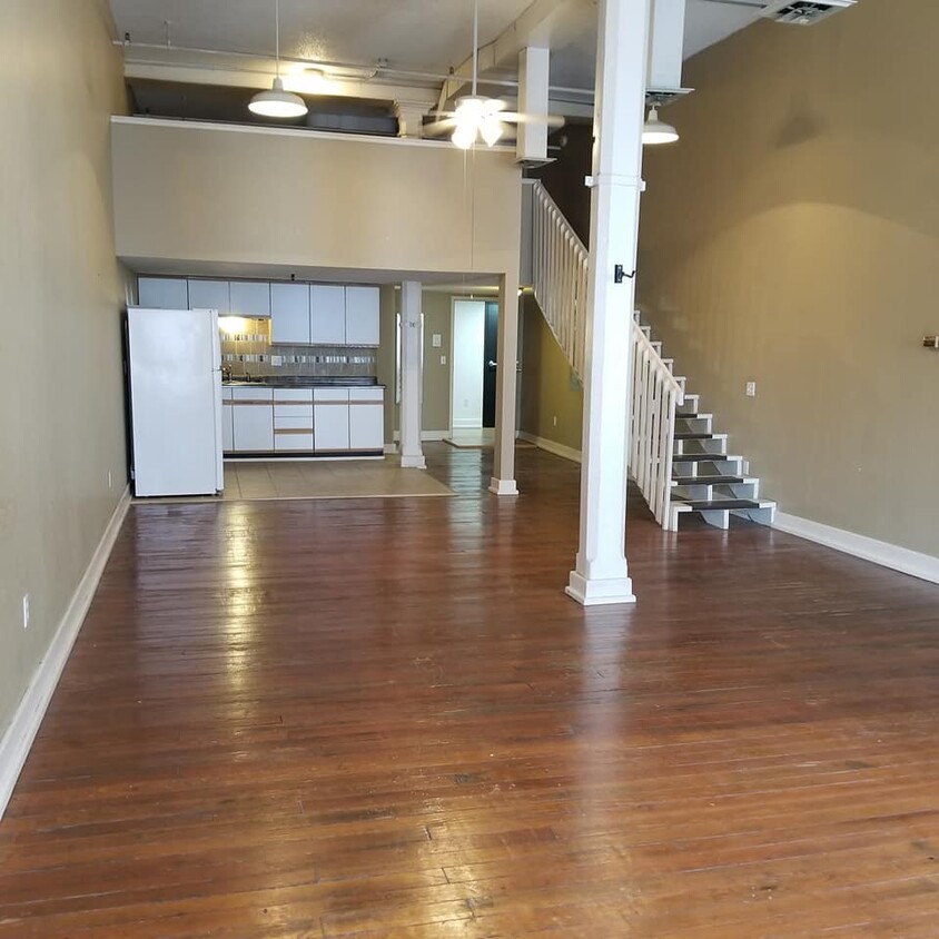 Foto principal - 224 N 4th St