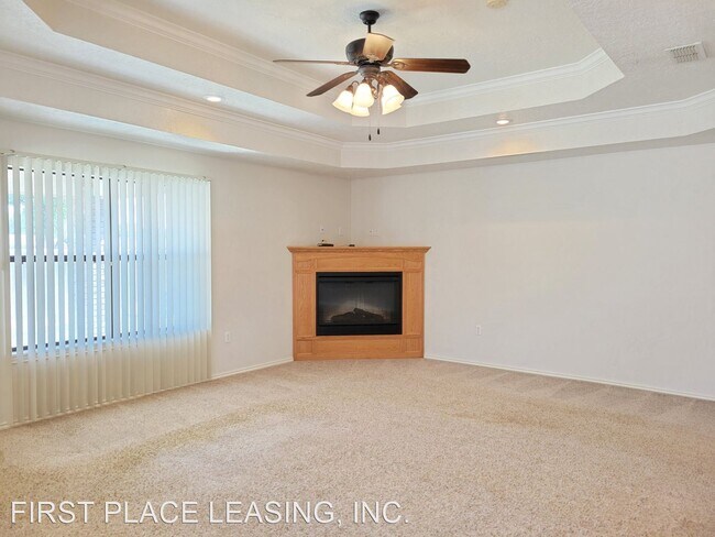 Foto del edificio - 3 br, 2 bath House - 1000 Stanton Pl.