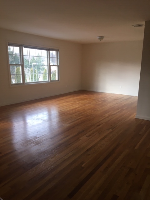Living area - 599 Grove St