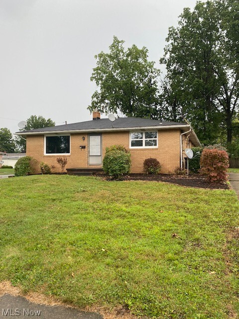 Primary Photo - 991 Dravis St SE
