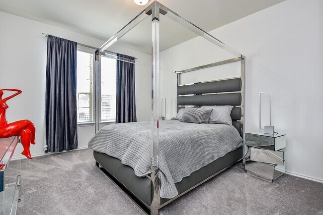 Foto del edificio - 10310 Marston Vineyard Dr