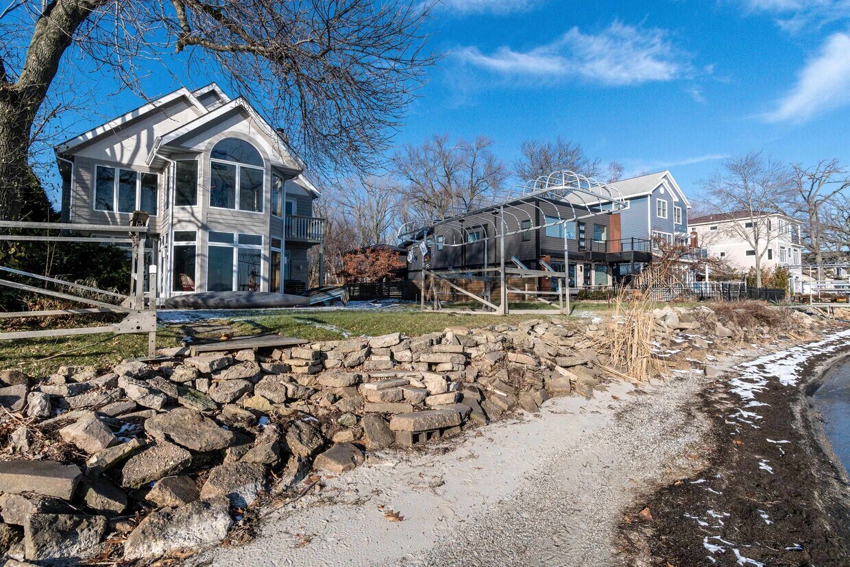 Foto principal - 2409 Middleton Beach Rd