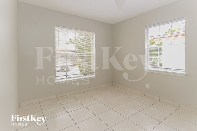 Building Photo - 5709 Boynton Crescent