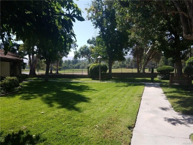 Foto del edificio - 24746 Masters Cup Way