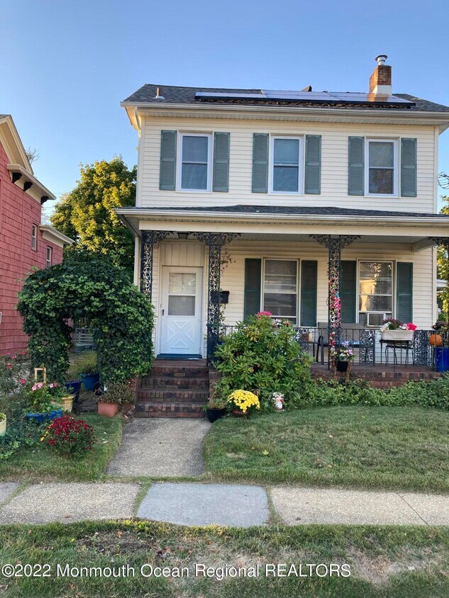 Primary Photo - 55 Lewis St